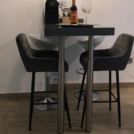 Fantastico Apartamento Suite en centro de Granada-3